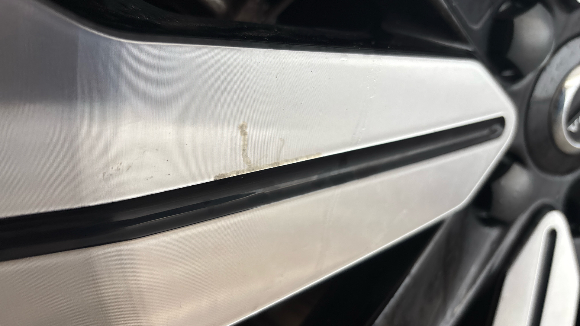 4027699 170kW Recharge Core 69kWh 5dr Auto