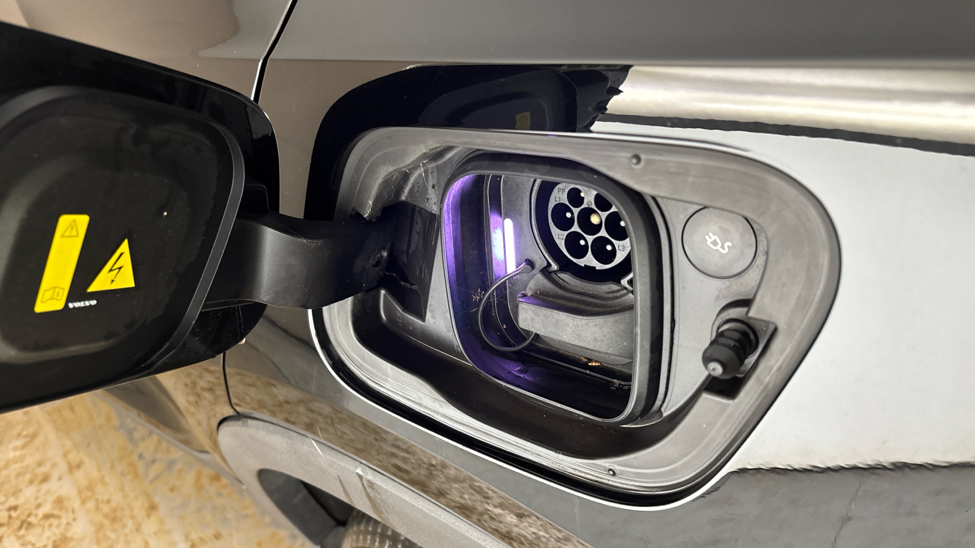 4027699 170kW Recharge Core 69kWh 5dr Auto