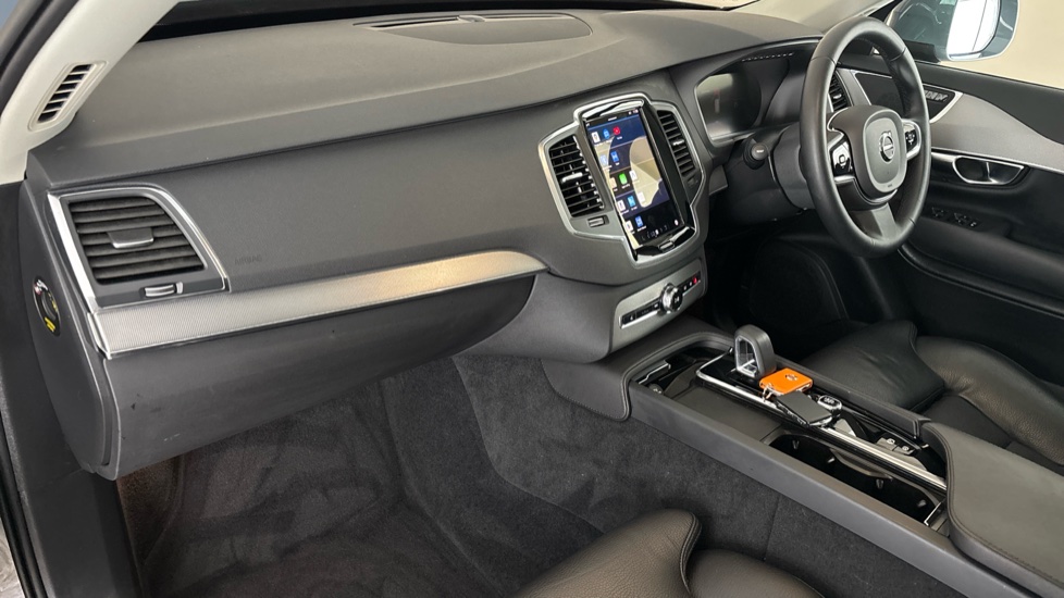 VOLVO XC90 Image 10