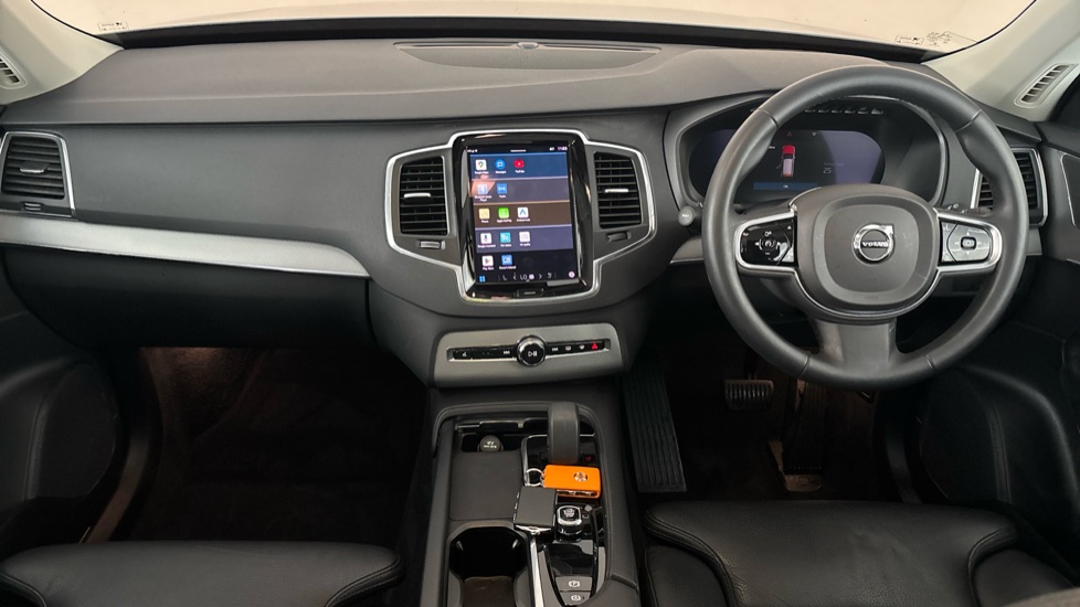 VOLVO XC90 Image 11