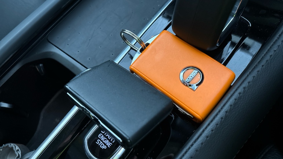 VOLVO XC90 2 keys
