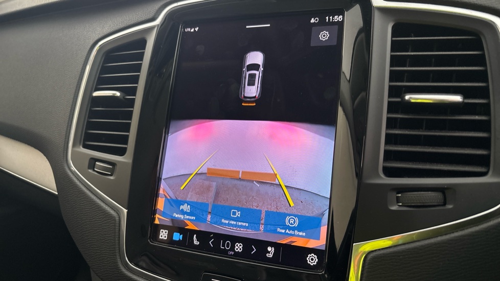 VOLVO XC90 reverse camera