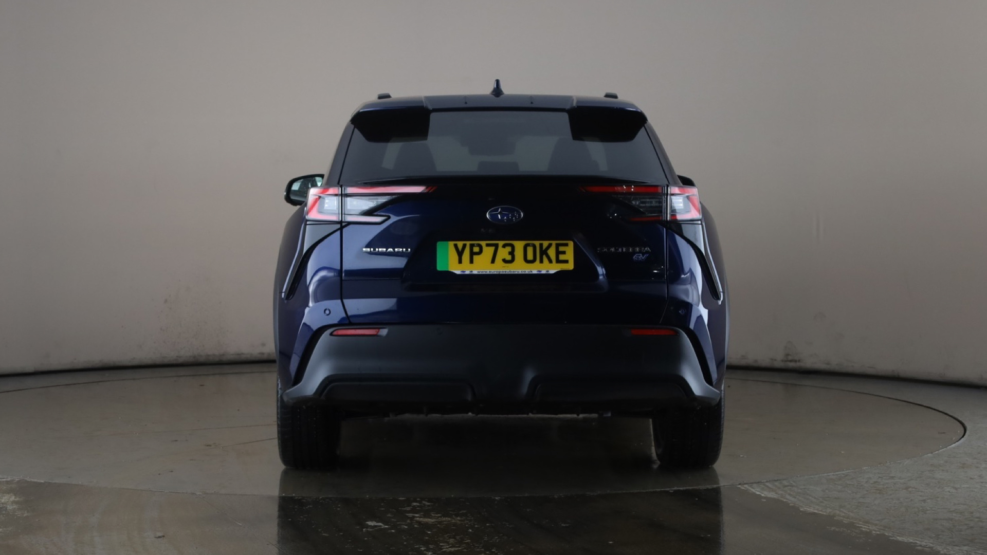 4060447 150kW Touring 71.4kWh 5dr Auto AWD