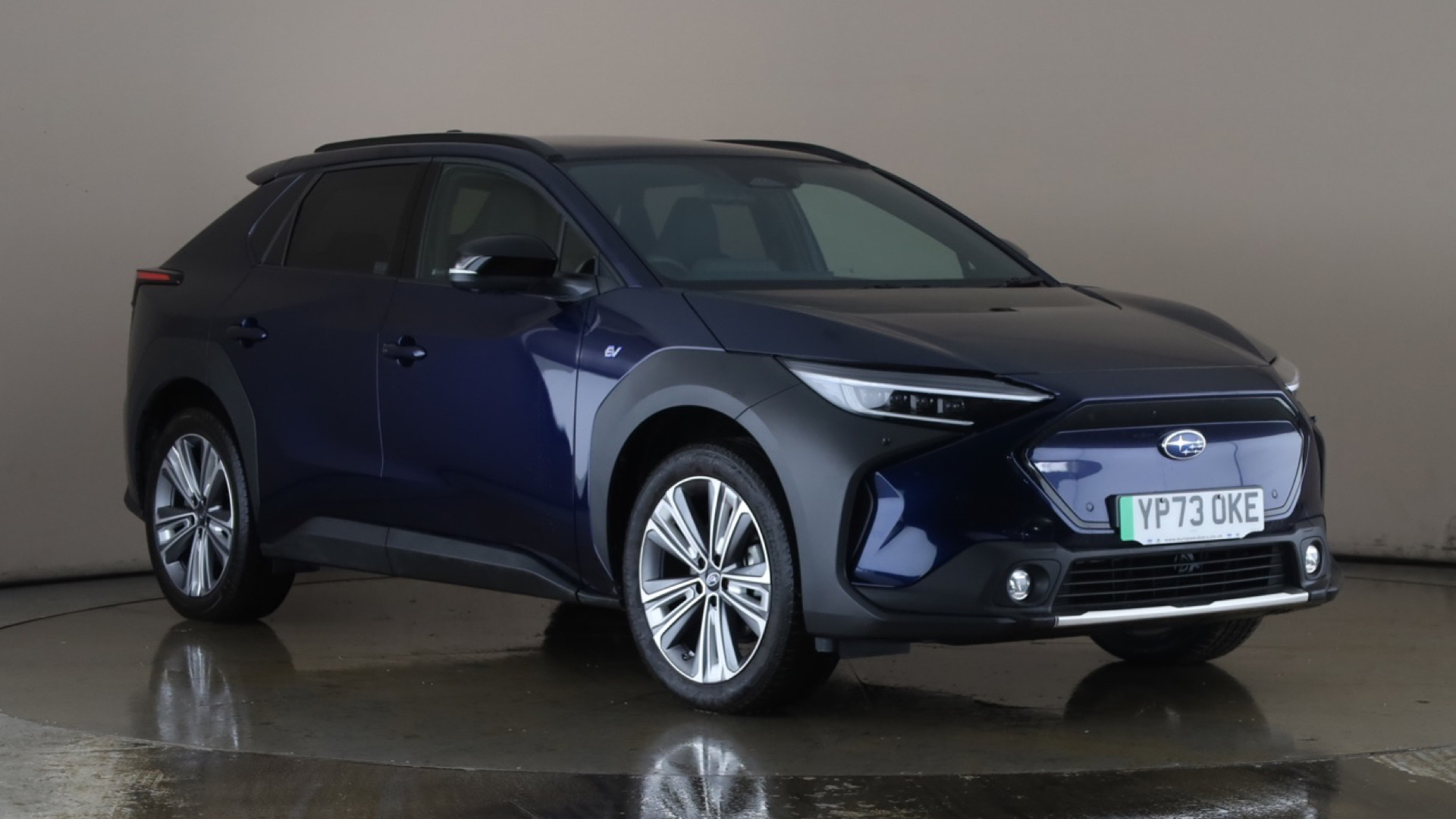 4060447 150kW Touring 71.4kWh 5dr Auto AWD