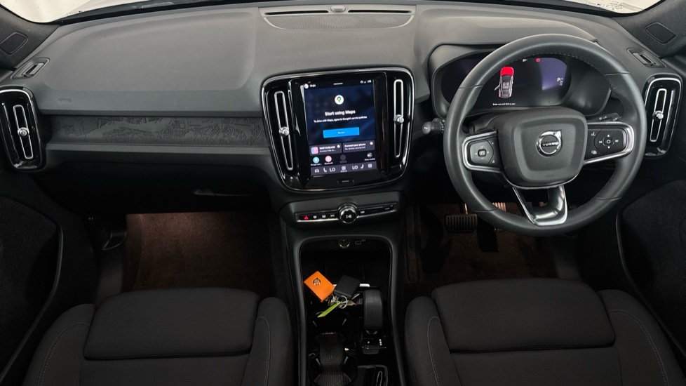 VOLVO C40 Image 11