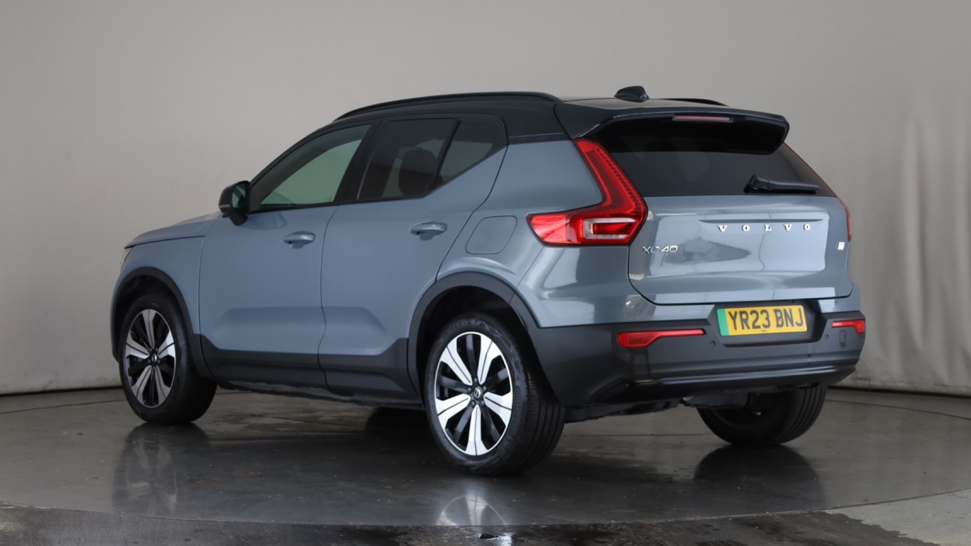 170kW Recharge Plus 69kWh 5dr Auto
