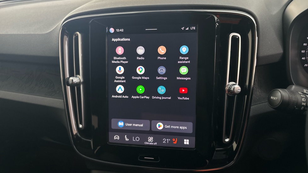 VOLVO XC40 Image 12