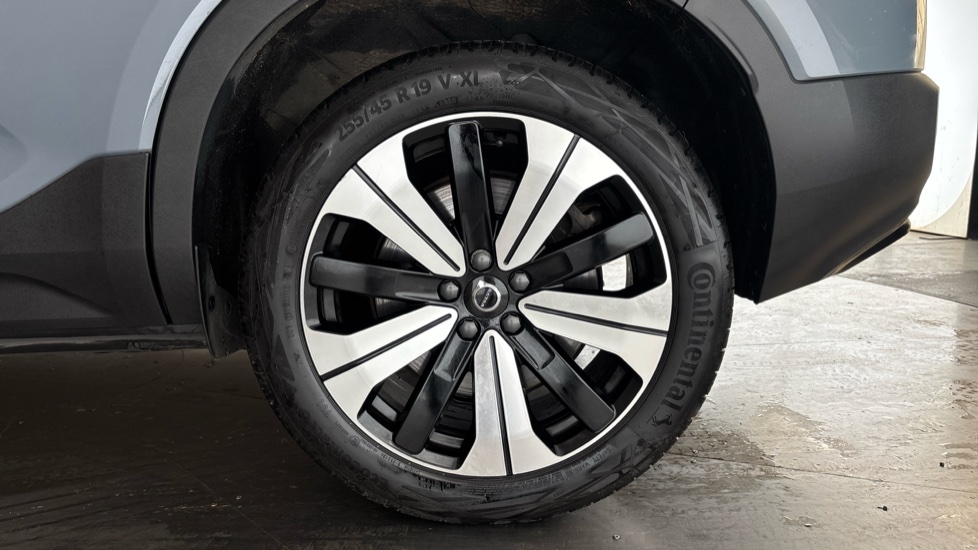 VOLVO XC40 Image 18