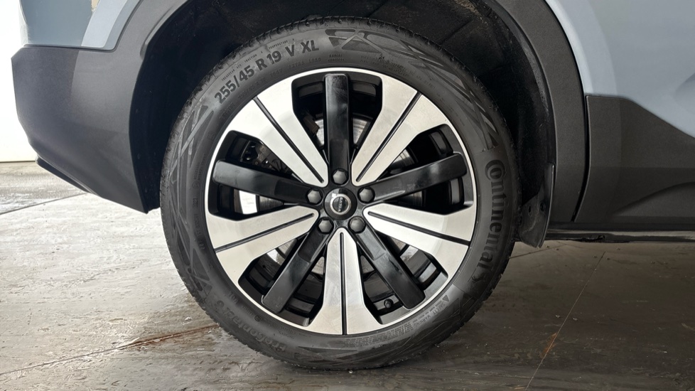VOLVO XC40 Image 19
