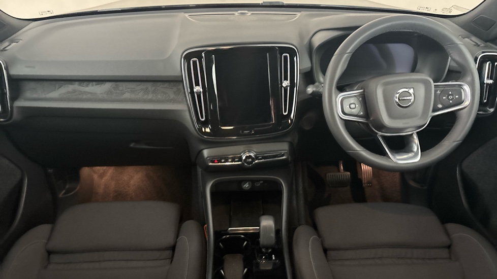 VOLVO XC40 Image 11