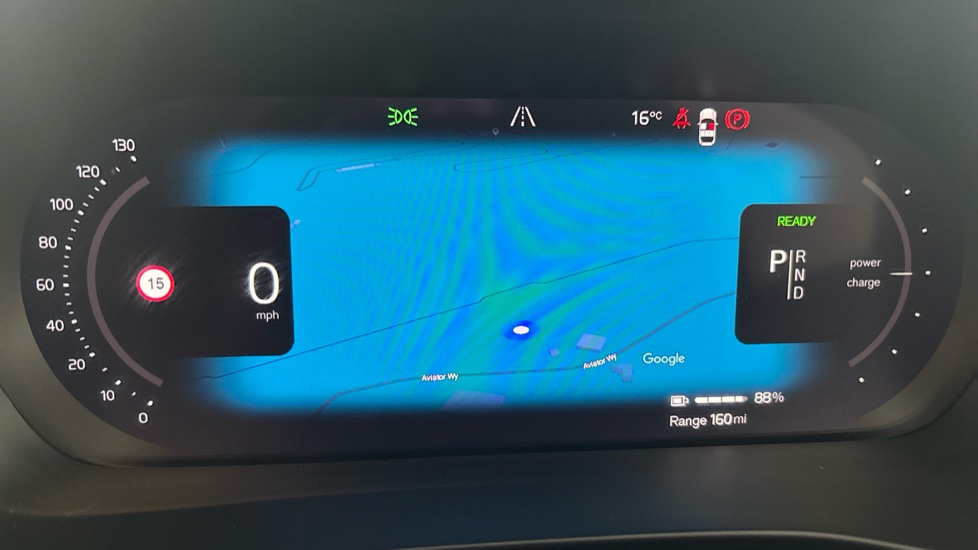 VOLVO XC40 Image 13