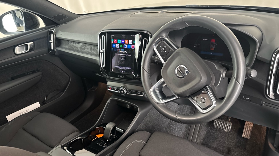 VOLVO C40 Image 9