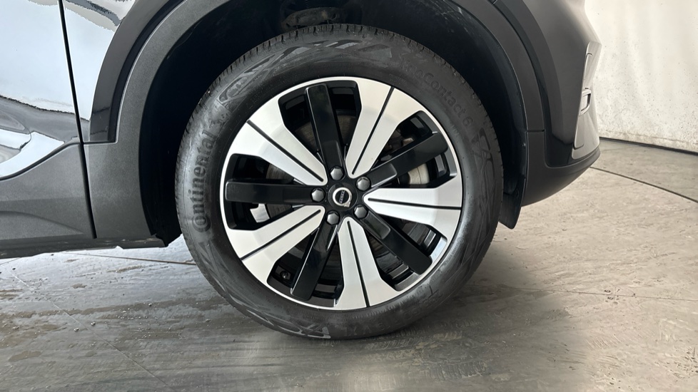 VOLVO C40 Image 20
