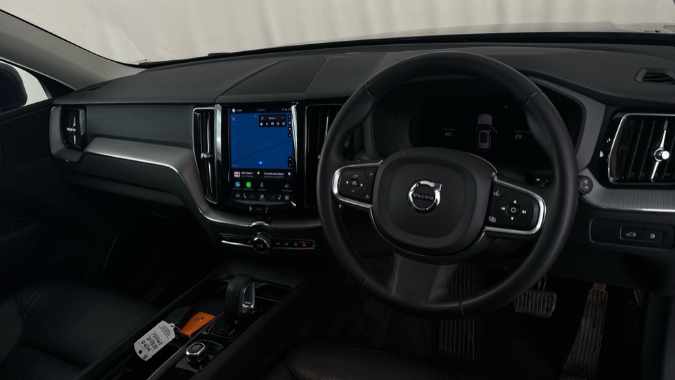 VOLVO XC60 Image 9