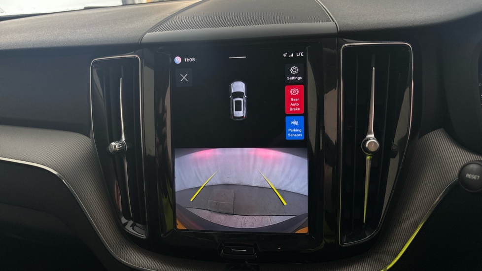 VOLVO XC60 reverse camera