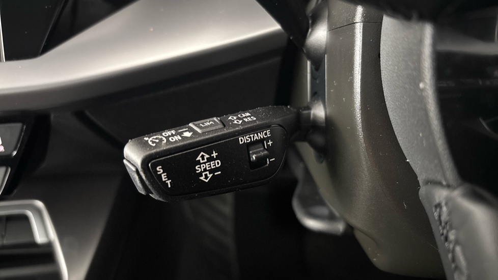 AUDI A3 Cruise control