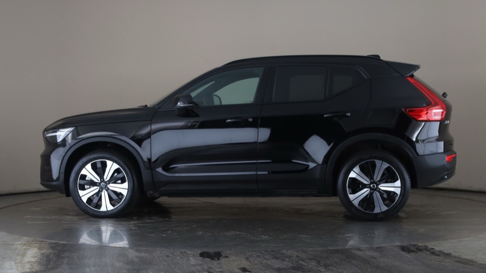 VOLVO XC40 Image 2