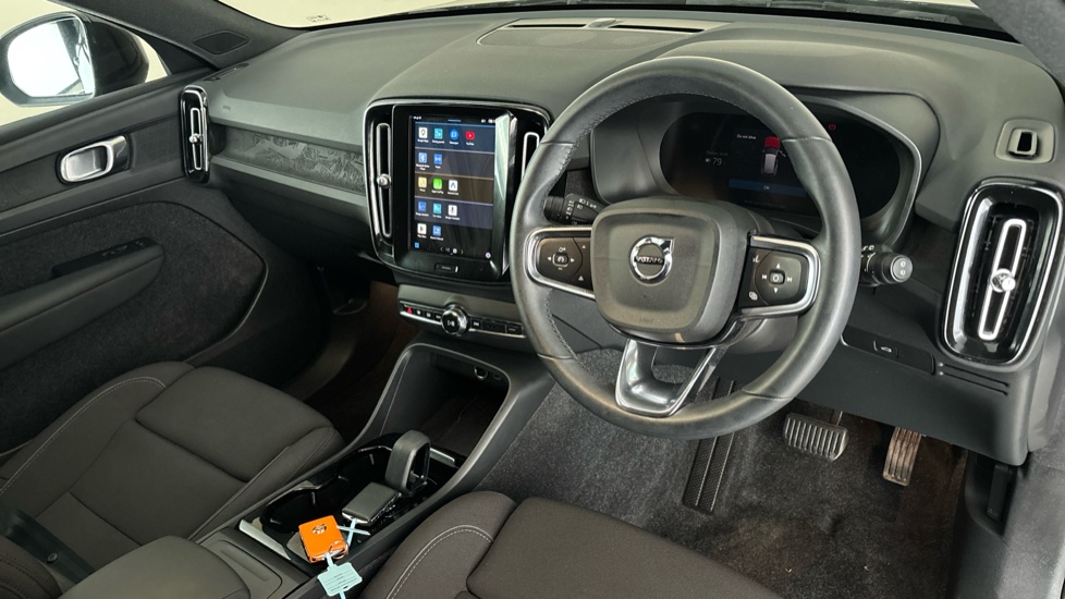 VOLVO XC40 Image 9