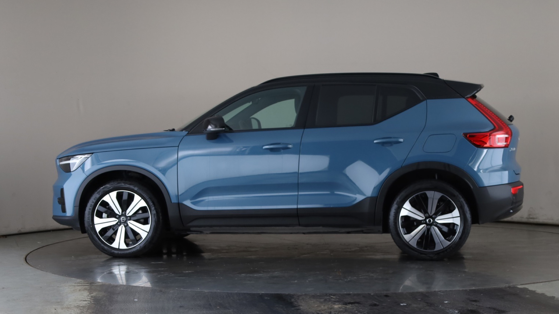 170kW Recharge Core 69kWh 5dr Auto
