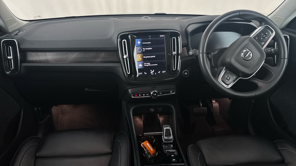 VOLVO XC40 Image 11