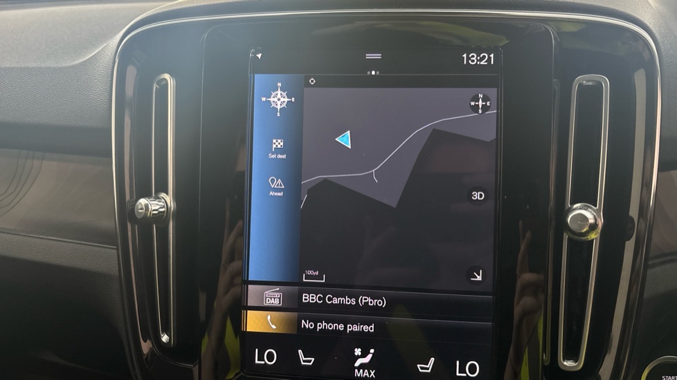 VOLVO XC40 Image 12