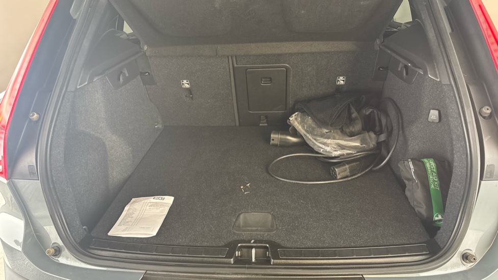 VOLVO XC40 Image 15