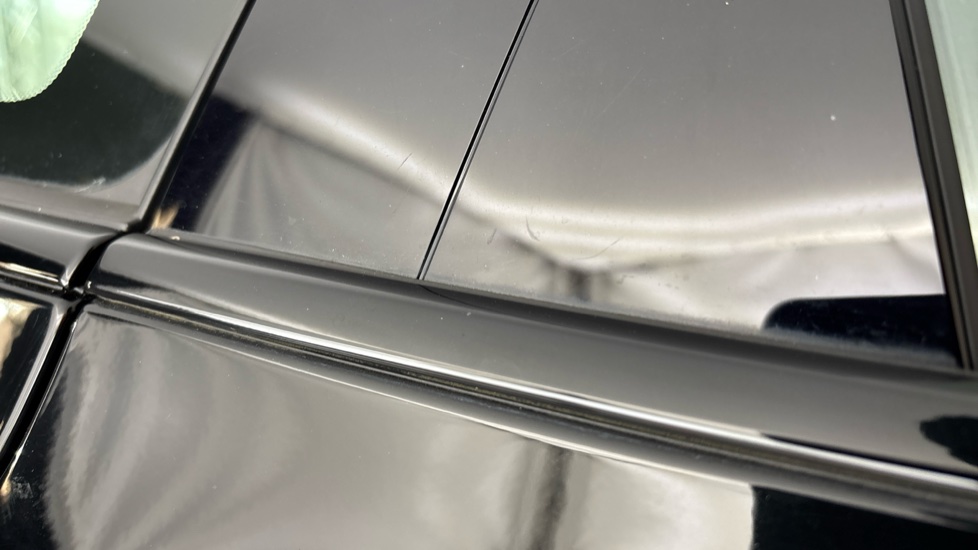 VOLVO XC60 Scratches