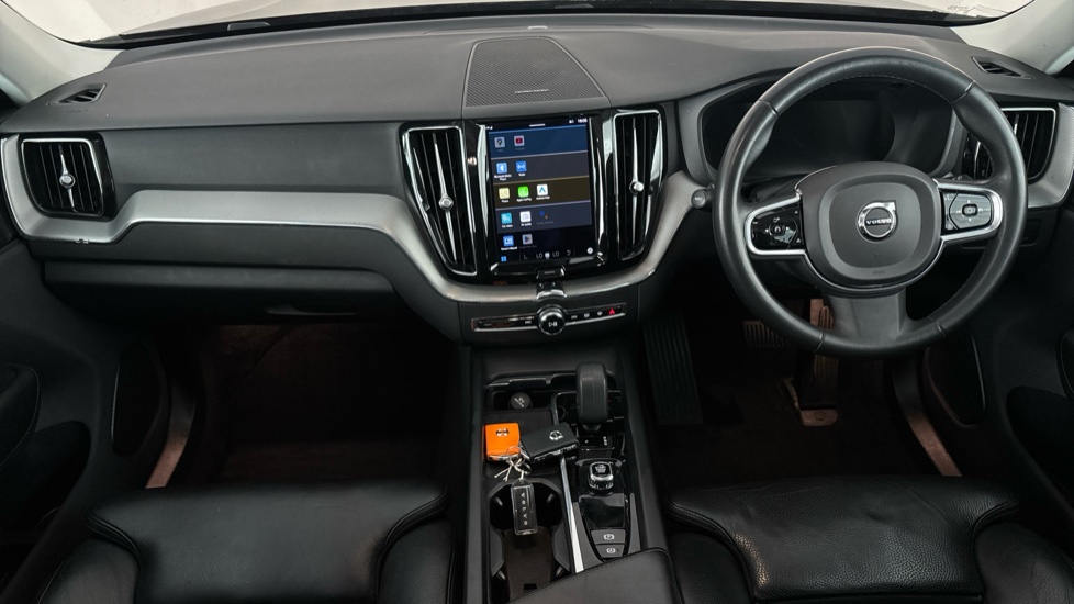 VOLVO XC60 Image 11