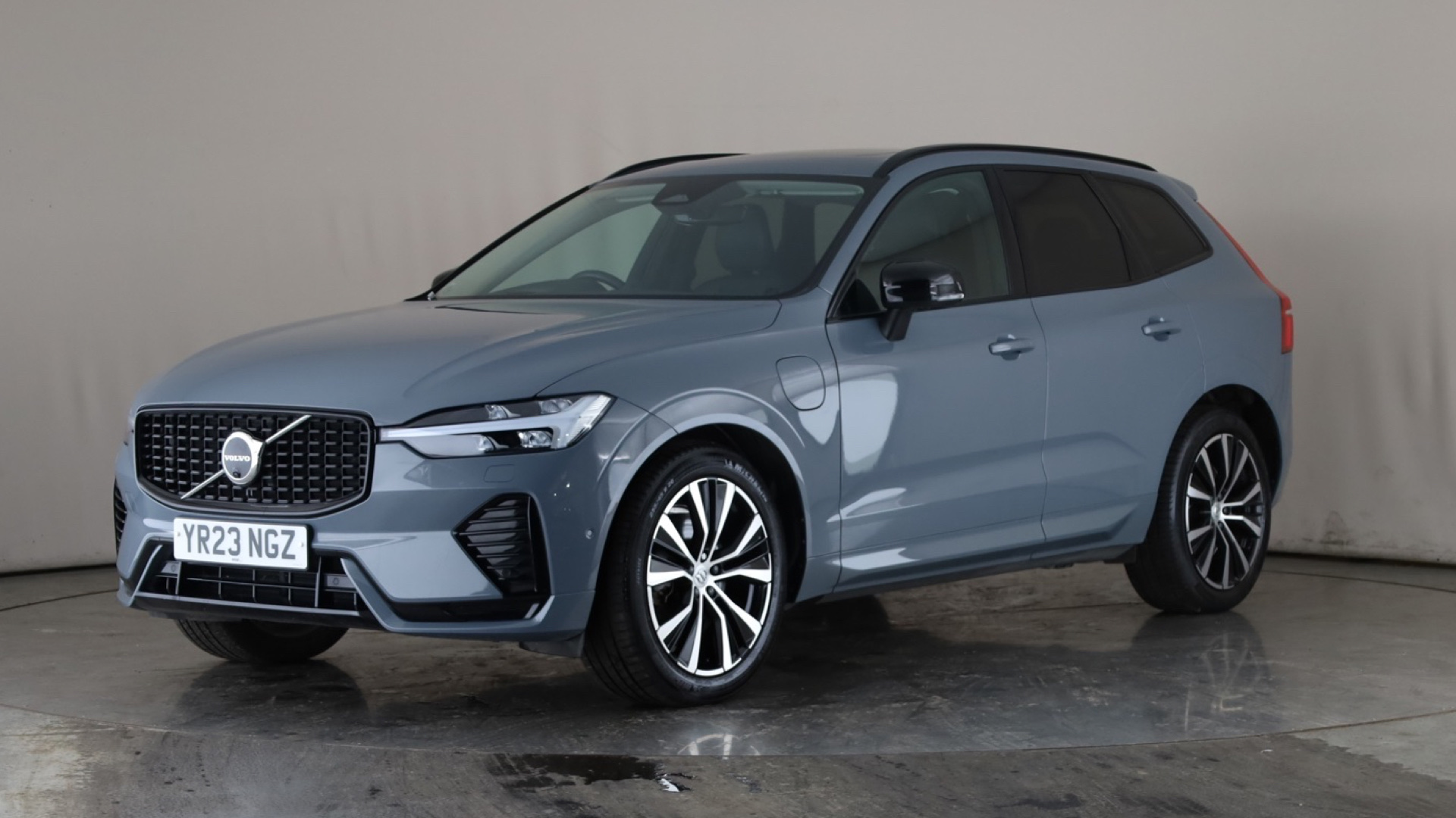 2.0 T8 [455] RC PHEV Ultimate Dark 5dr AWD Gtron [2023]