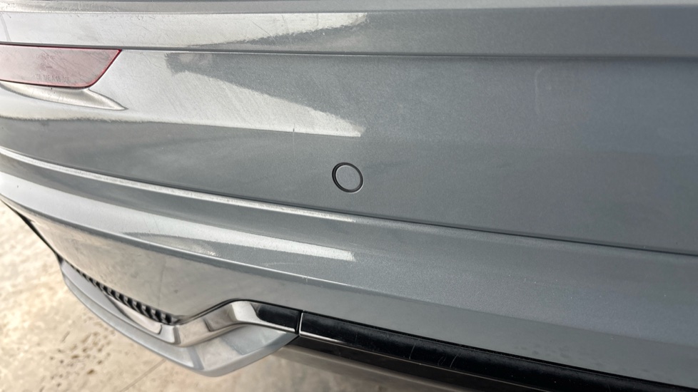 VOLVO XC60 Scratches and chips