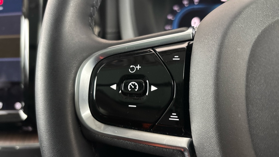 VOLVO XC60 Cruise control