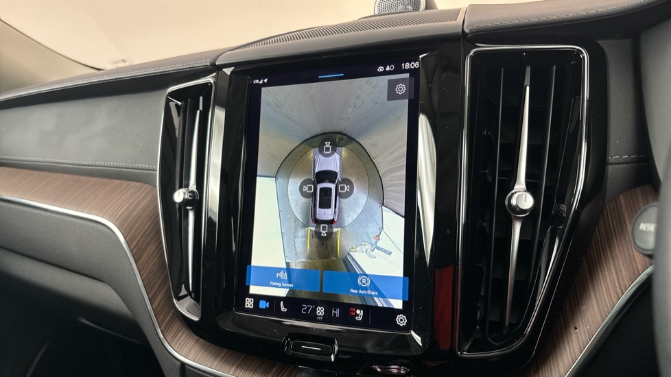 VOLVO XC60 Reverse camera