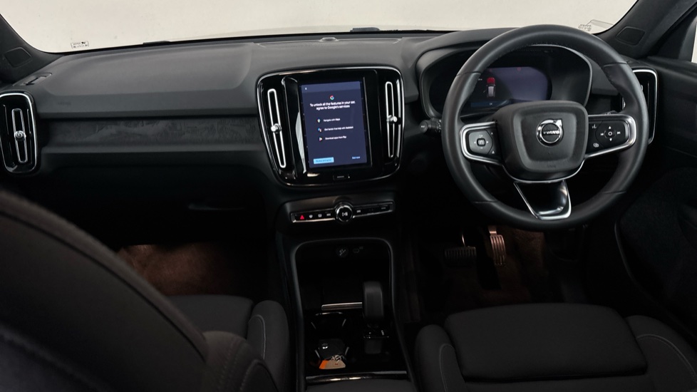 VOLVO XC40 Image 11