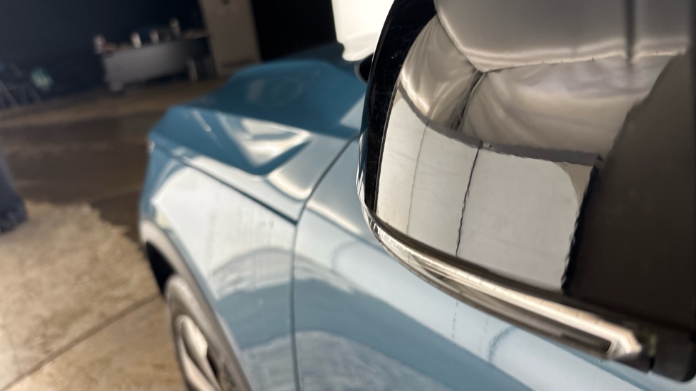 VOLVO XC40 scratches