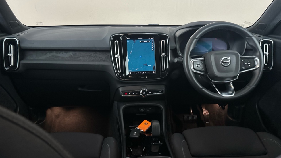 VOLVO XC40 Image 11