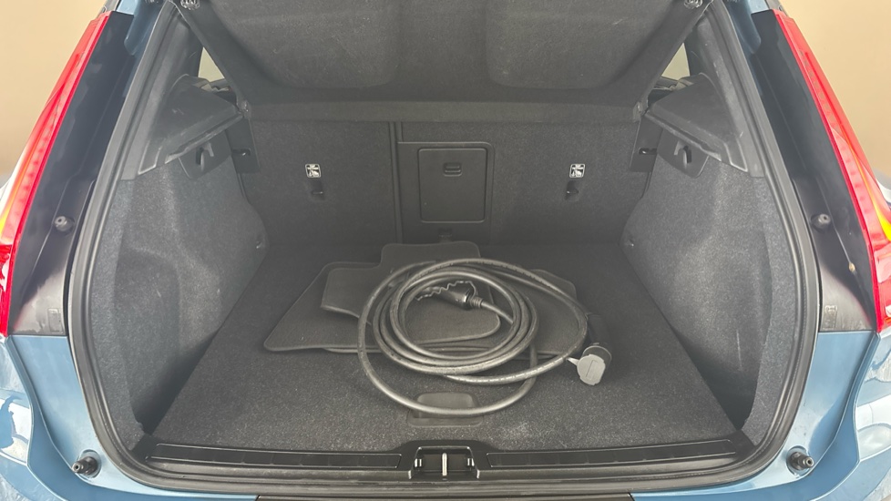 VOLVO XC40 Image 15