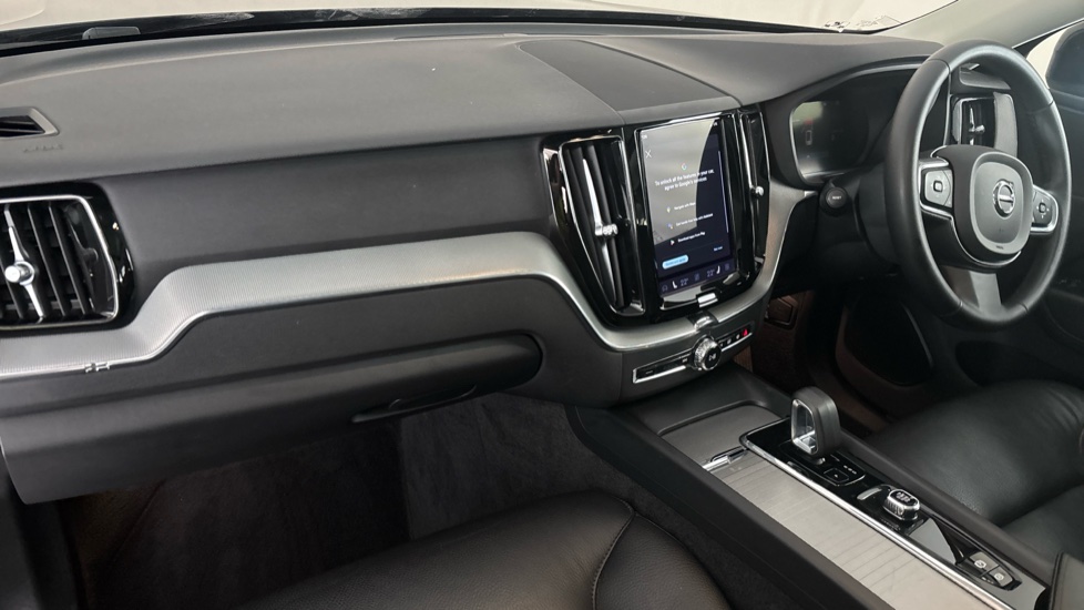VOLVO XC60 Image 10