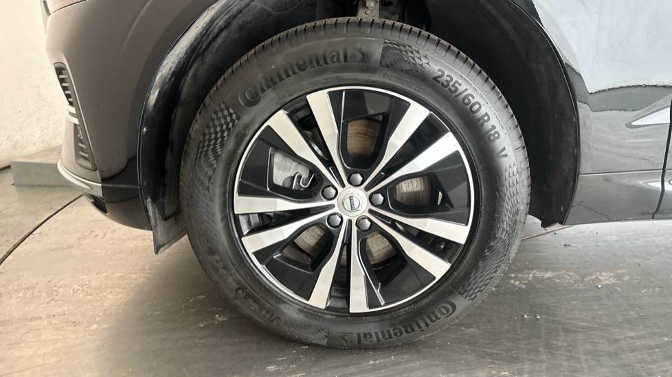 VOLVO XC60 Image 17