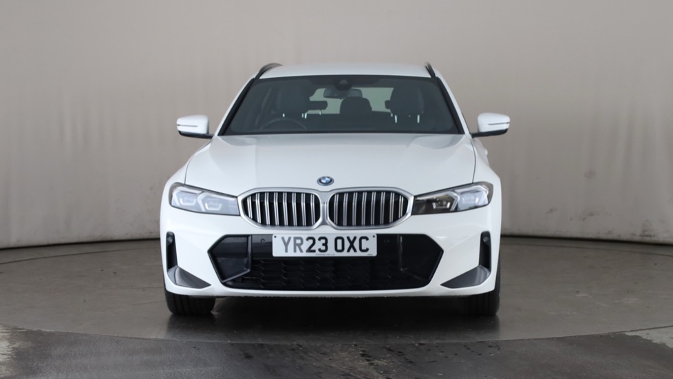 BMW 3 SERIES Image 8