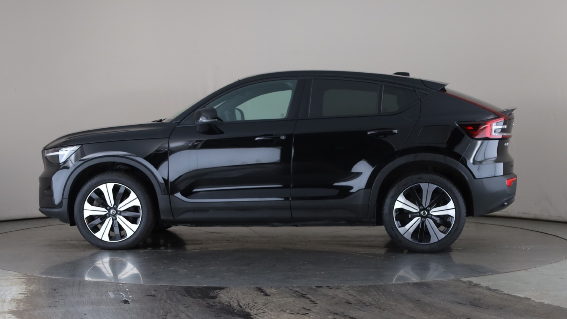 170kW Recharge Core 69kWh 5dr Auto