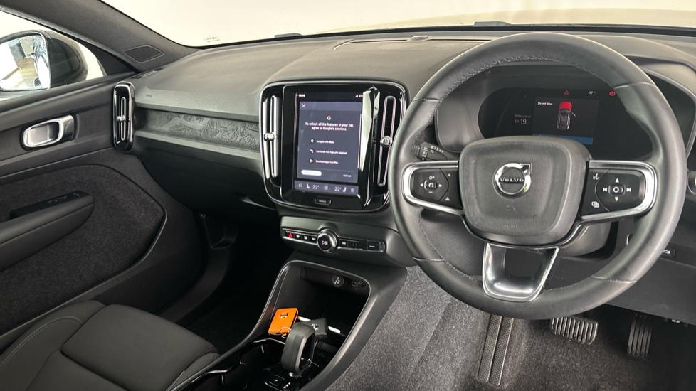 VOLVO C40 Image 9
