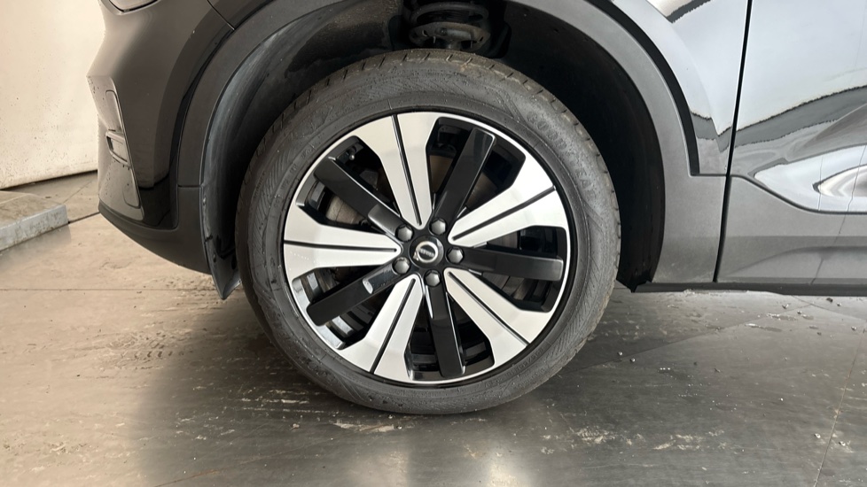 VOLVO C40 Image 17
