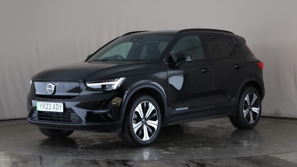 Used VOLVO XC40