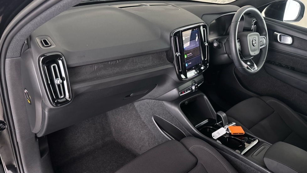 VOLVO XC40 Image 10