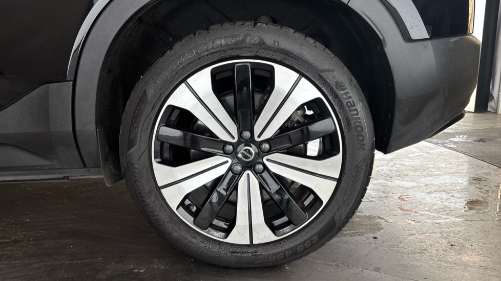 VOLVO XC40 Image 18