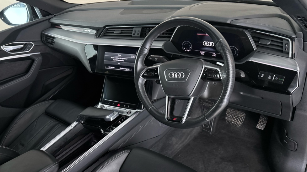 AUDI E-TRON Image 9