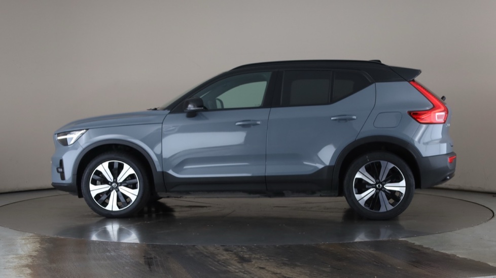 VOLVO XC40 ELECTRIC ESTATE 170kW Recharge Plus 69kWh 5dr Auto