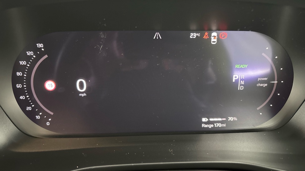 VOLVO XC40 ELECTRIC ESTATE 170kW Recharge Plus 69kWh 5dr Auto