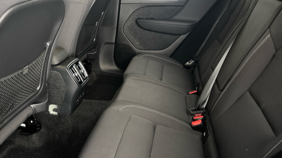 VOLVO XC40 ELECTRIC ESTATE 170kW Recharge Plus 69kWh 5dr Auto