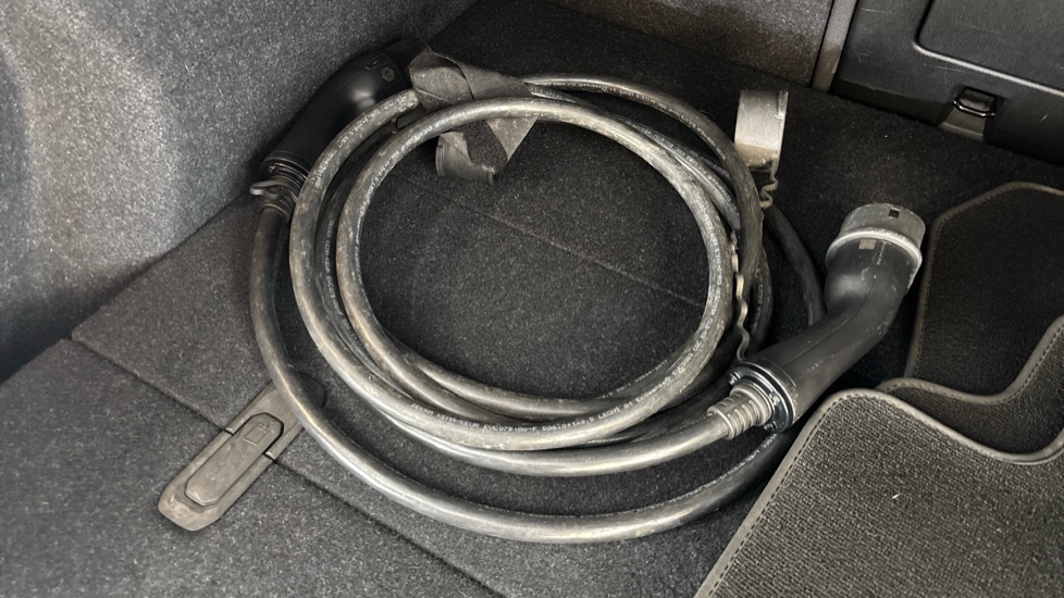 VOLVO XC40 ELECTRIC ESTATE 170kW Recharge Plus 69kWh 5dr Auto